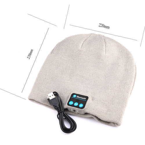 Caciula Muzicala Fes Unisex cu Functie Bluetooth si Casti Incorporate