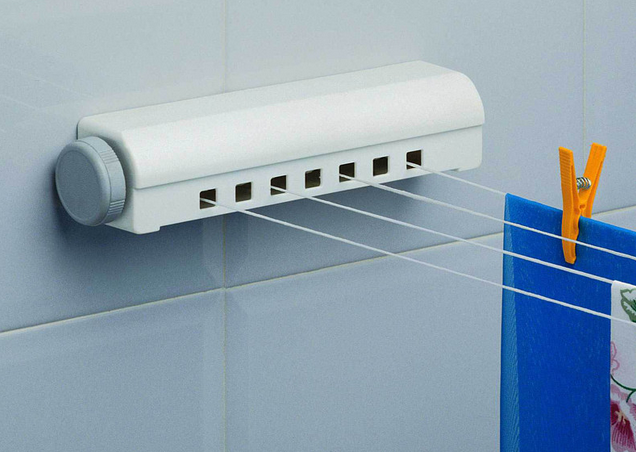 Uscator retractabil de perete pentru rufe cu 4 sfori