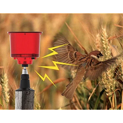 Alarma Solara cu ultrasunete pentru indepartarea animalelor
