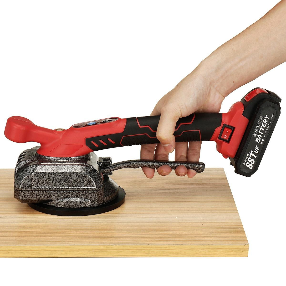 Masina profesionala cu ventuza pentru nivelarea prin vibratii a placilor ceramice, 2 acumulatori 21V