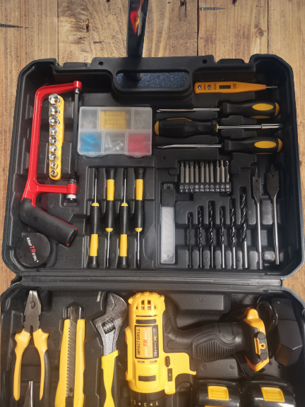 Set bormasina autofiletanta + percutie, cu 2 acumulatorii 24V + 105 accesorii multiple