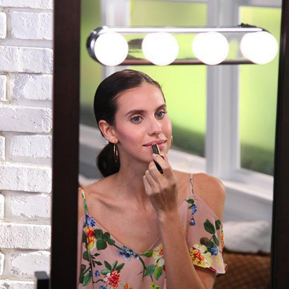 Lumina portabila pentru make-up