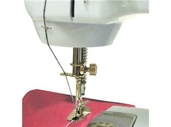 Masina de cusut Sew Whiz + CADOU FIER DE CALCAT
