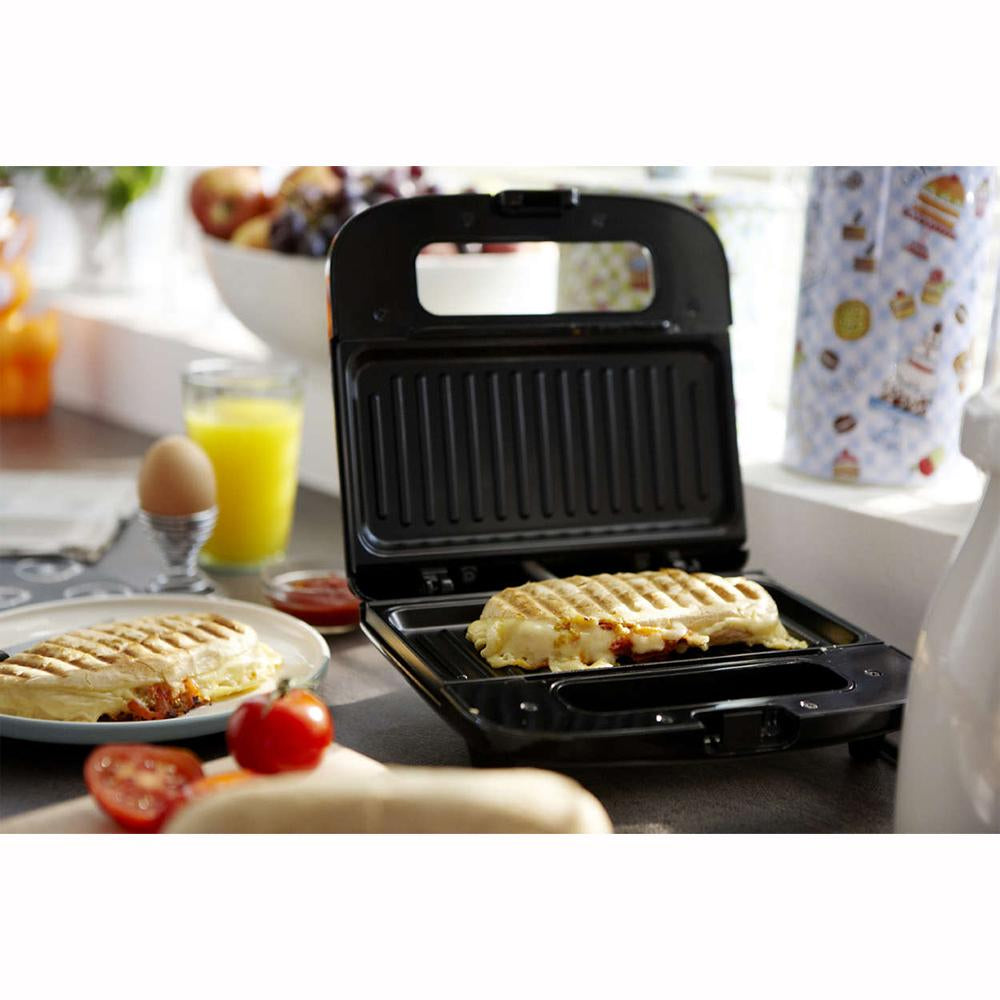 Sandwich maker din teflon si functie grill 750W