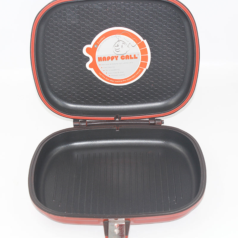 Tigaie Grill dubla din Aluminiu cu interior ceramic , cu manerele prevazute cu magneti pentru inchidere.