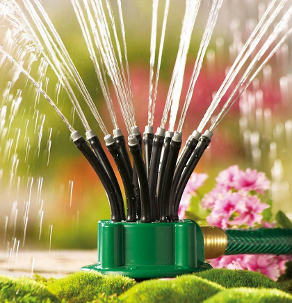 2 x Aspersor Multifuntional, Furtunuri Flexibile, Tip Sprinkler, 360 grade + Set 4 lampi solare de gradina